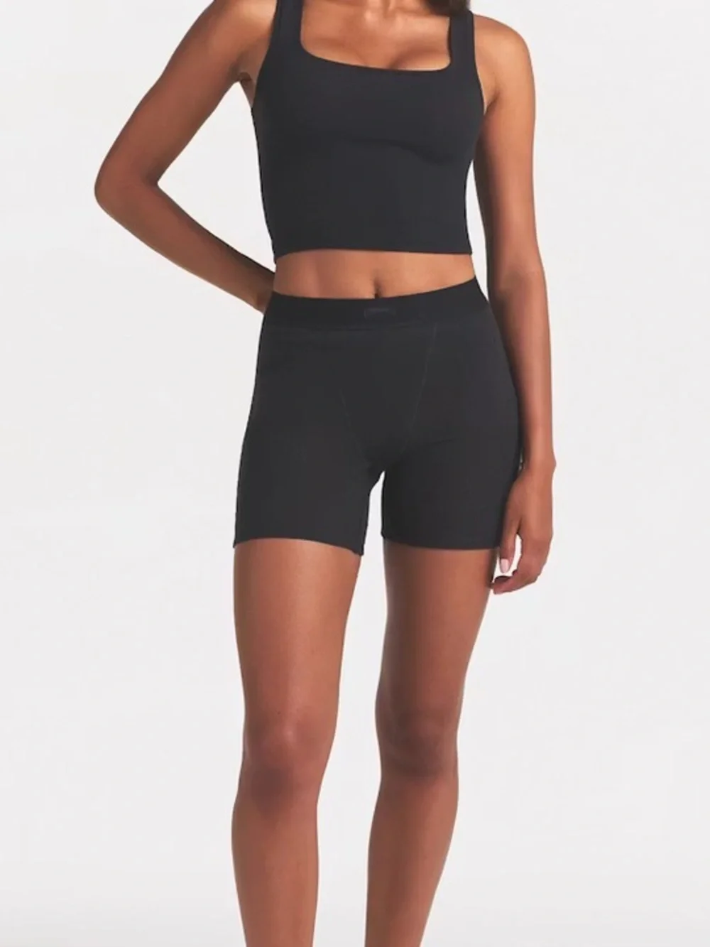 Skims Ribbed Boxer Short - Picture 4 of 8